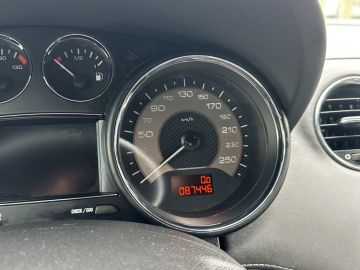 Peugeot RCZ